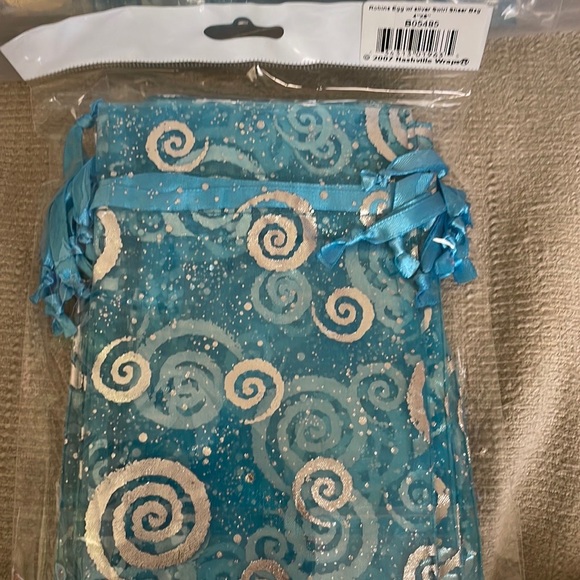 NEW 30 Bags of Sheer Bags with Gold Swirls Colors brand NEW. - Picture 3 of 6